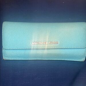 Michael Kors Blue Wallet Sleek Design Leather
